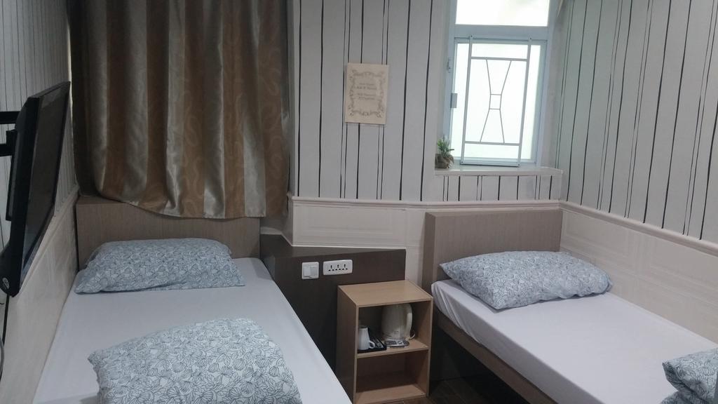 K & B Hostel Hong Kong Room photo