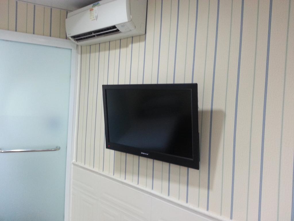 K & B Hostel Hong Kong Exterior photo