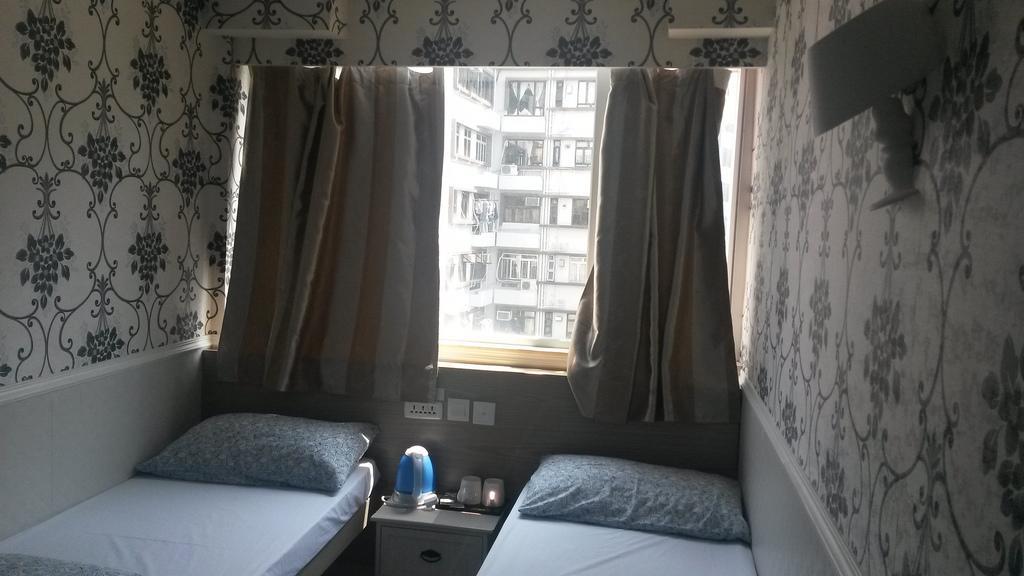 K & B Hostel Hong Kong Room photo